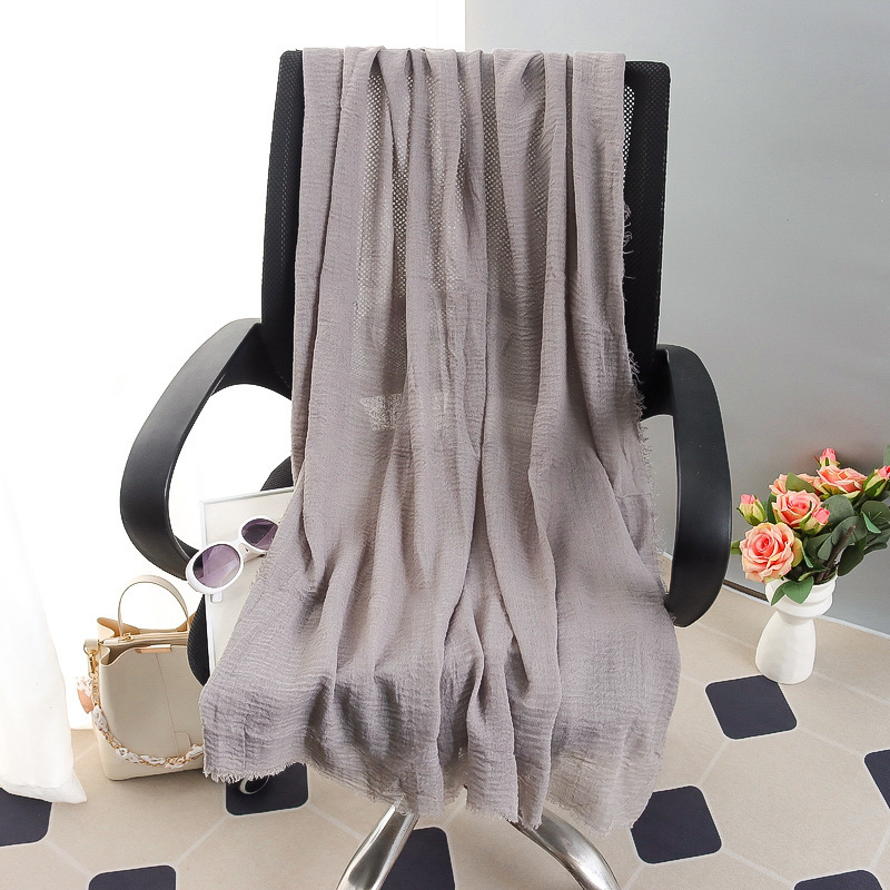 G245 Myk og pustende Voile Hijab