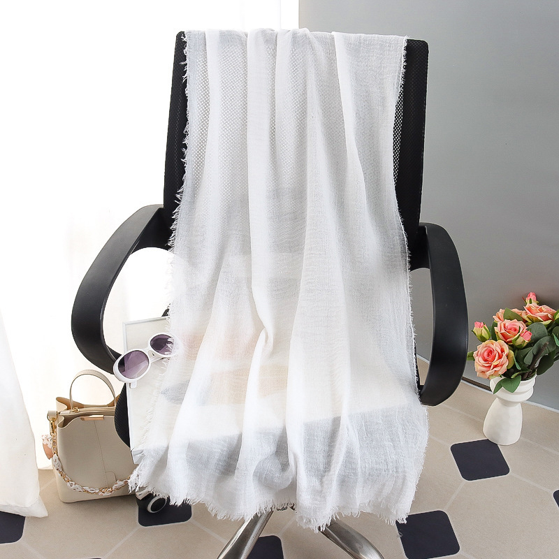 G245 Myk og pustende Voile Hijab