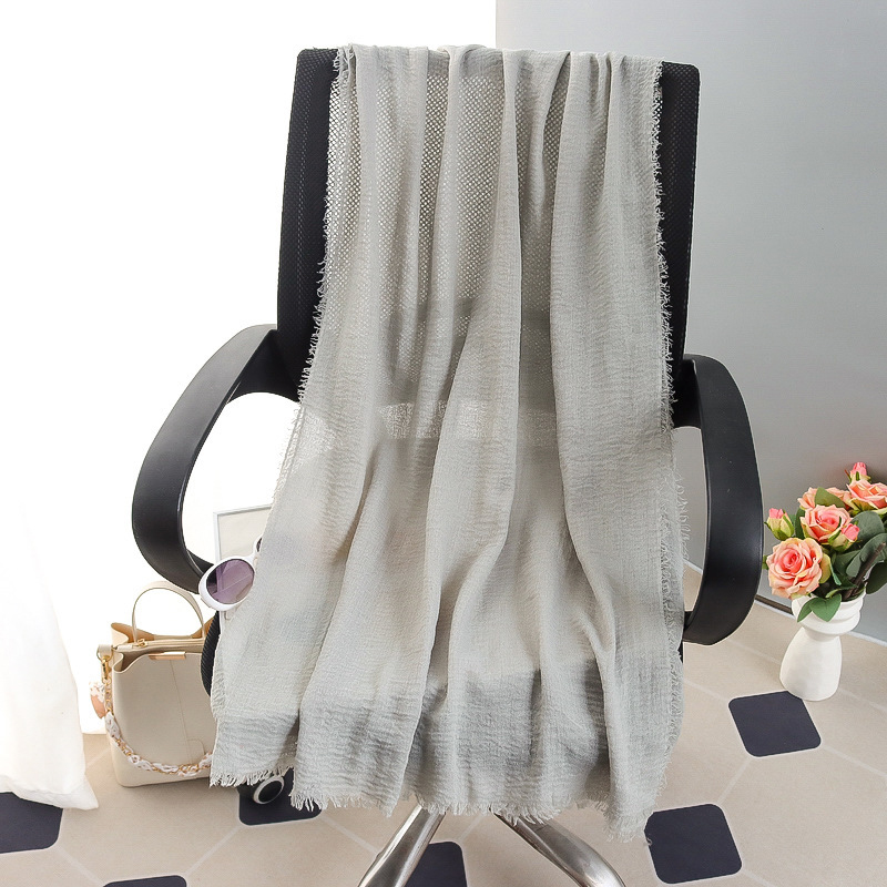 G245 Myk og pustende Voile Hijab