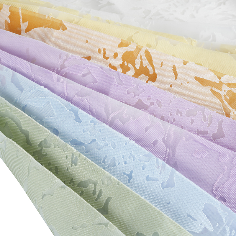 RT Brent Blomster Stoff